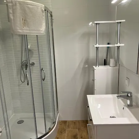 Baltic Vip Nowe Blisko Plazy Apartment Rewal
