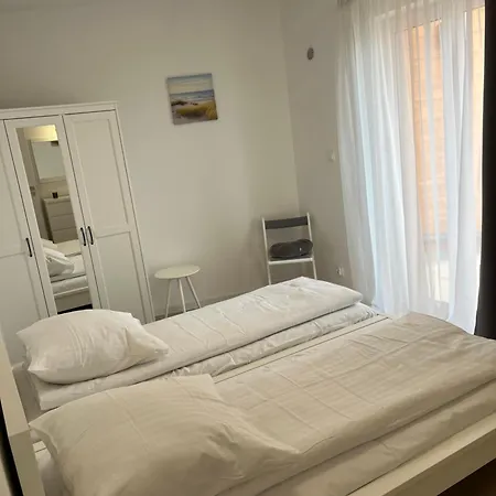 Baltic Vip Nowe Blisko Plazy Apartment
